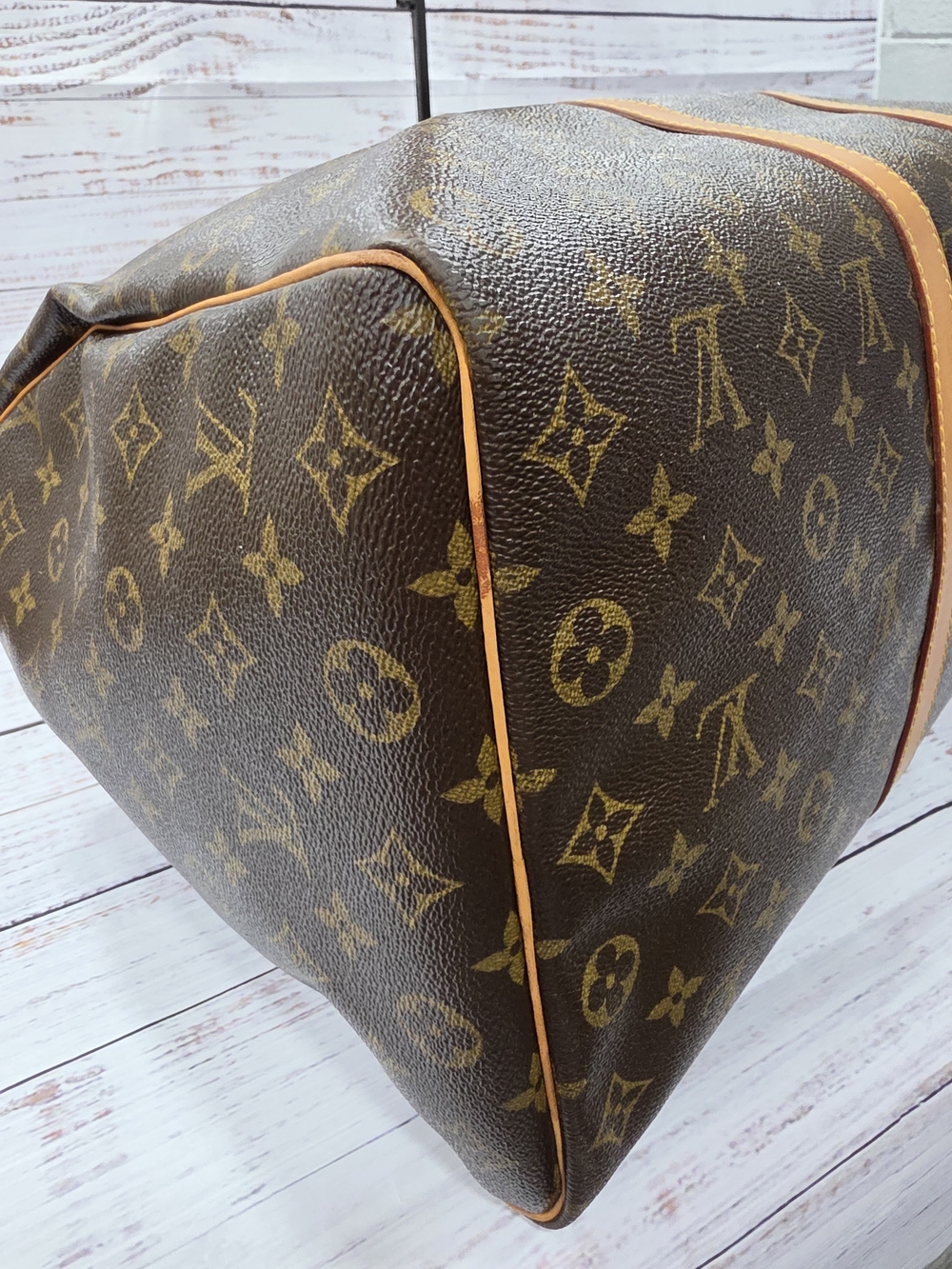Louis Vuitton Monogram Keepall 45 Travel Bag - Picture 10 of 13